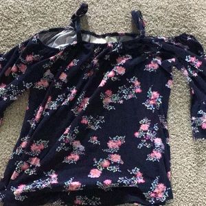Have sleeve shirt